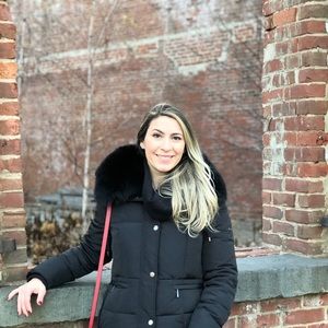 Meet your Posher, Loraine